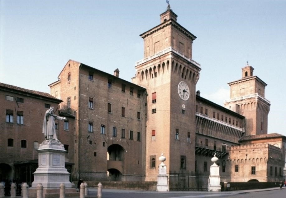 Ferrara tra Medioevo e Rinascimento Castello Ferrrara