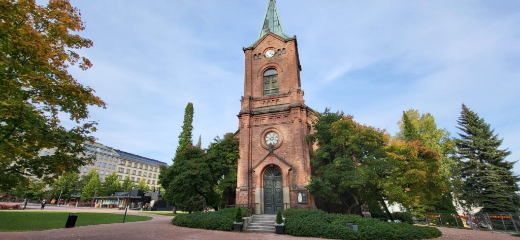 Città incantata nella regione dei laghi: Jyväskylä e del suo fascino nordico - chiesa 